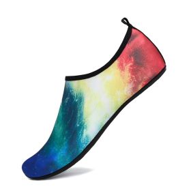 Men's Water Shoes Quick Drying Swimming Socks Women Yoga Shoes Summer Aqua Sandals Non Slip Barefoot Slippers for Beach Vacation (Color: P18, size: 42-43 (feet 25.5cm))